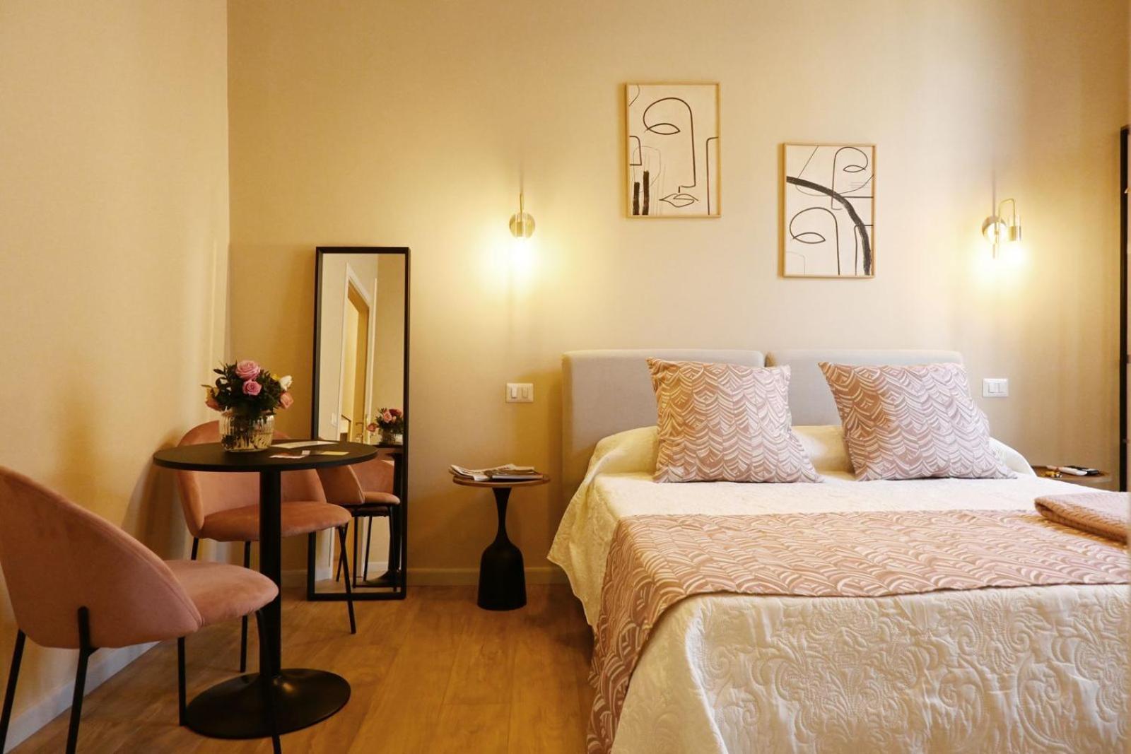 Ta-49 Bed E Breakfast * Napels